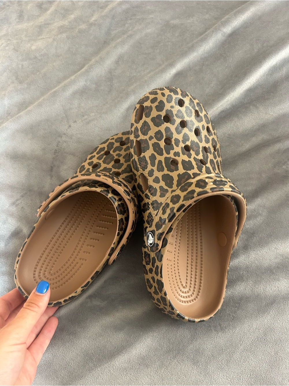 CROCS Leopard Print Clog in Tan and Black - Picture 2 of 4